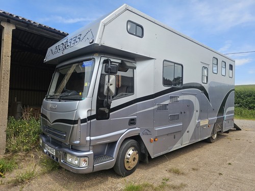 Iveco ton horse lorry - iveco,
